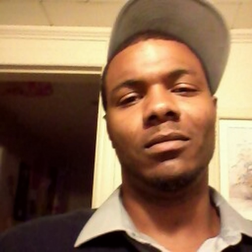 Meet your Posher, Derek